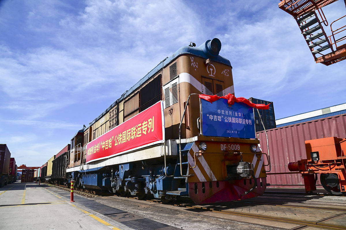 广西2021年男生读什么铁路学校好