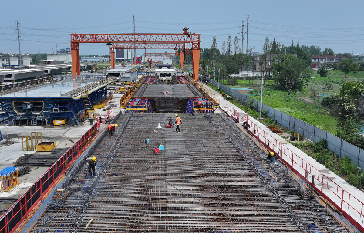 跨线桥施工合理化建议不少于1000字