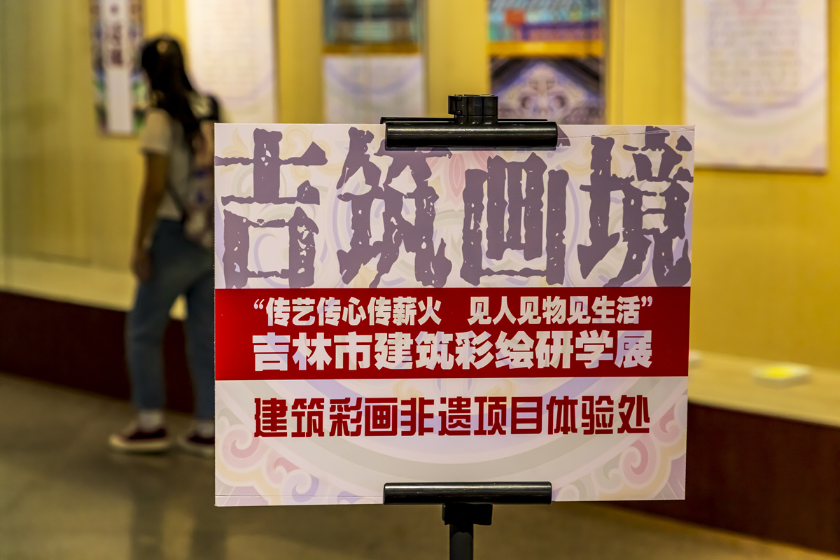 以社会中的文化问题写一篇1000字文章