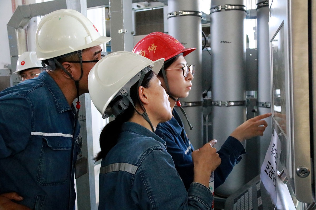 成都市建筑职业中专学校建筑水电设备安装与运维专业课程设置有哪些