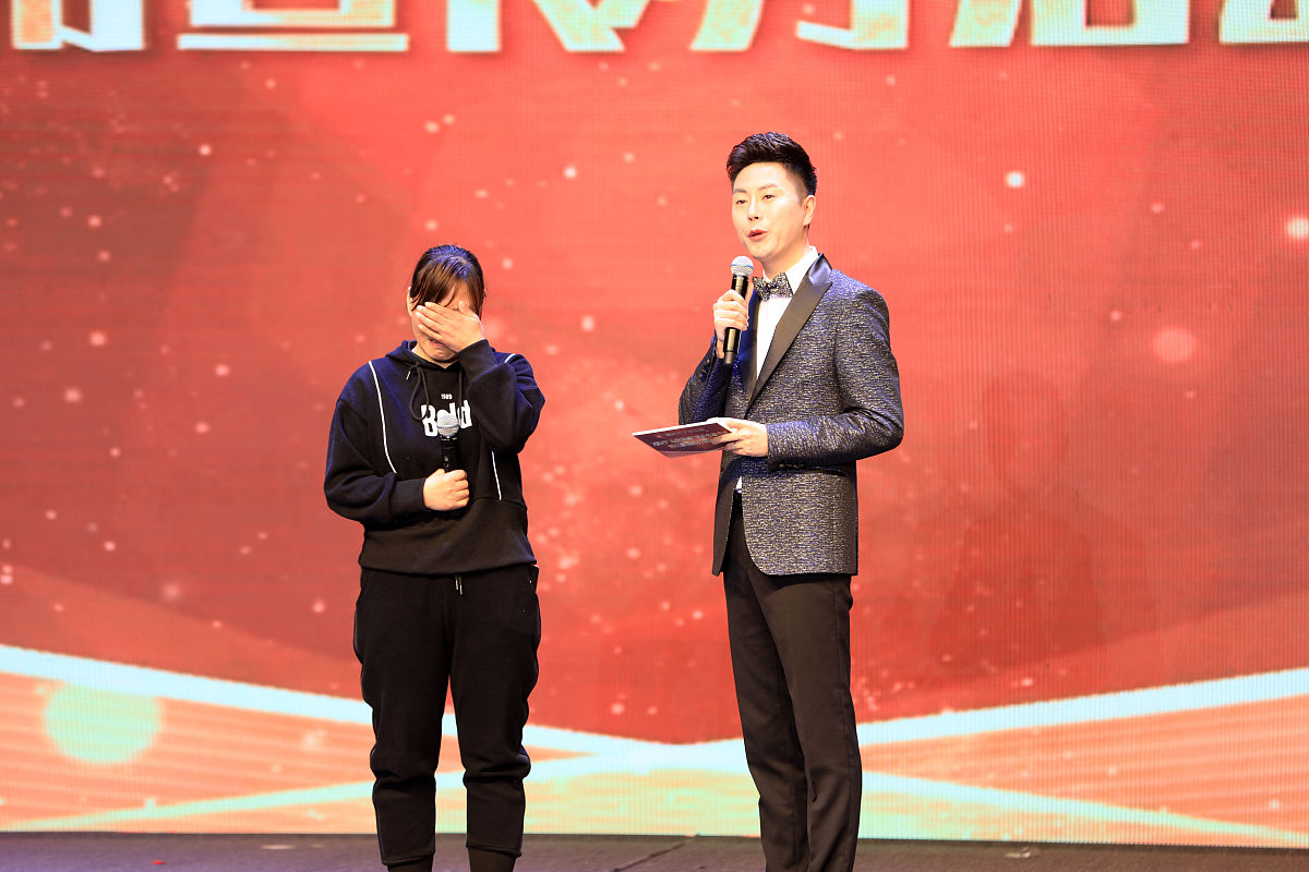 热心肠的小姐姐：身边温暖人心的故事