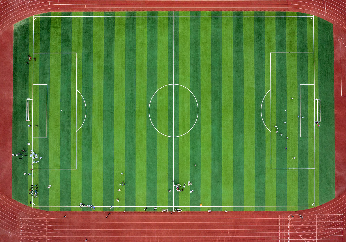 成都市航空学校分享：成绩差可以报航空院校吗