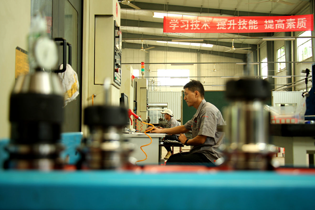 贵州振华华联技工学校开设有哪些专业数控加工数控车工专业好不好