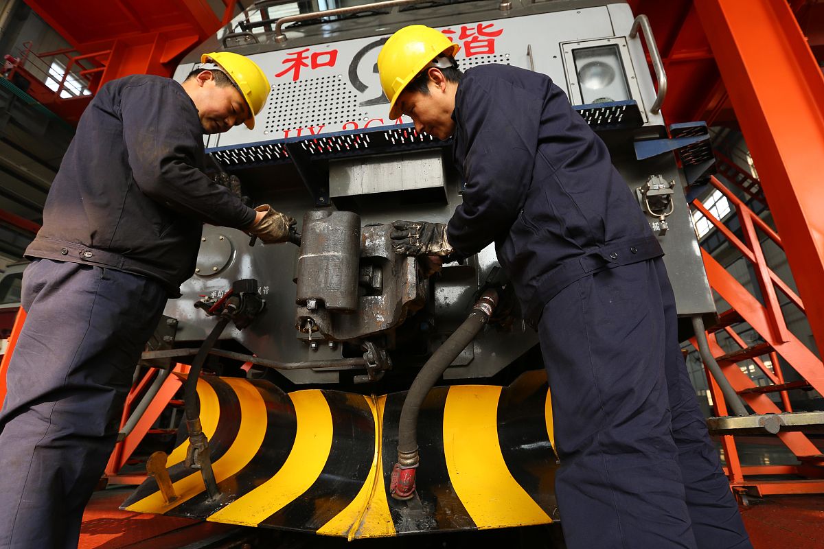 行车吊维修工实习：从清洁到维修，我的三个月成长记录