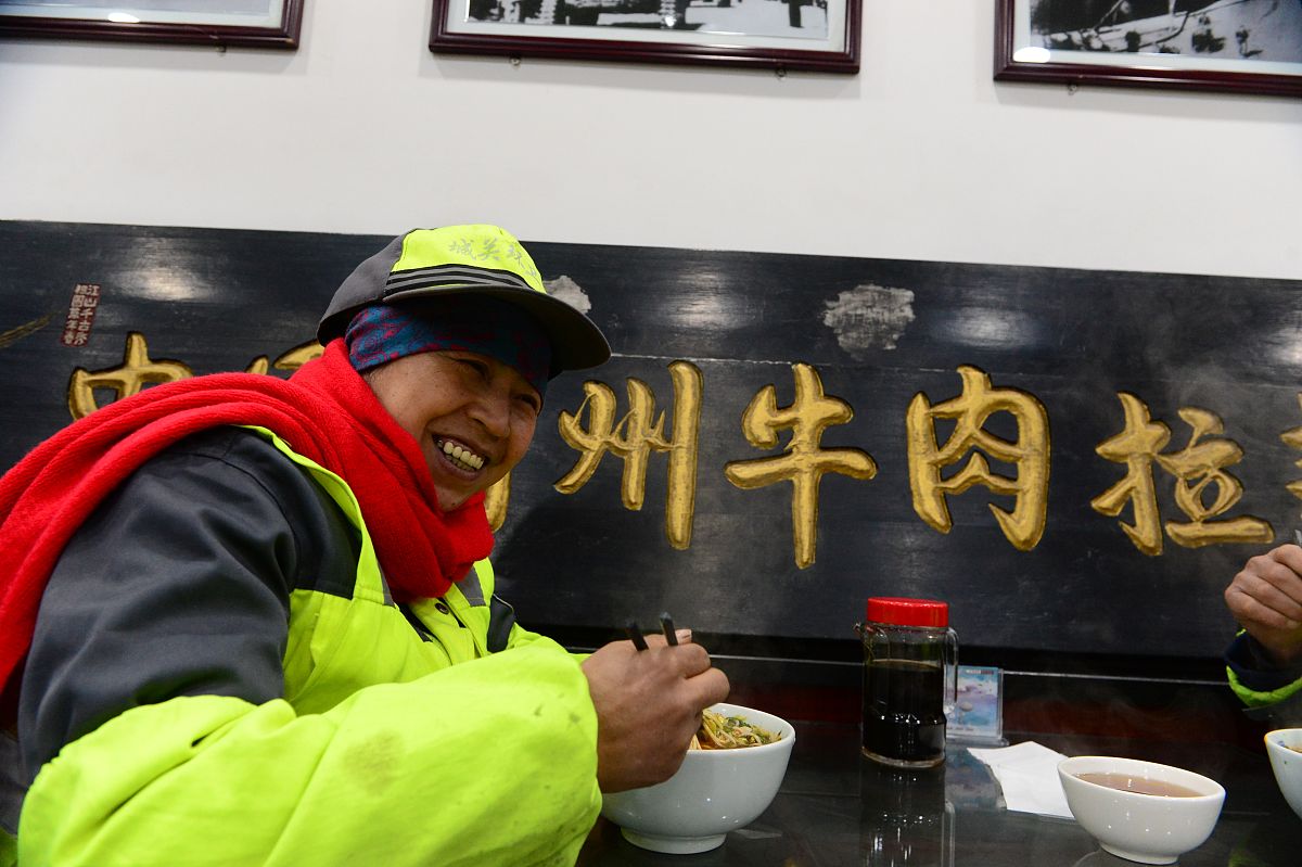 开一个牛肉面的投资在多少