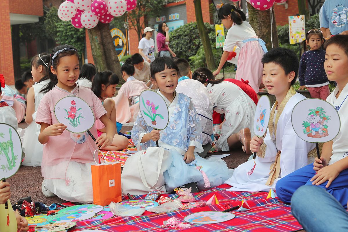 2019年成都铁路工程学校就业目标：多元化、国际化、科技化