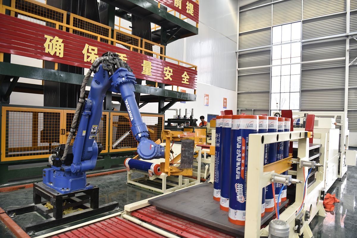 基于ANSYS的六自由度工业机器人有限元分析