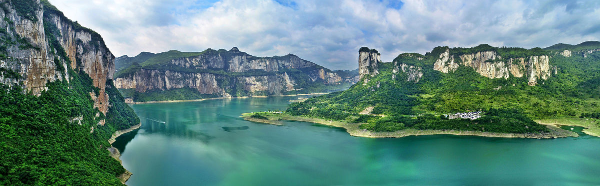 2018年黔西中等职业学校中职中专招生简章