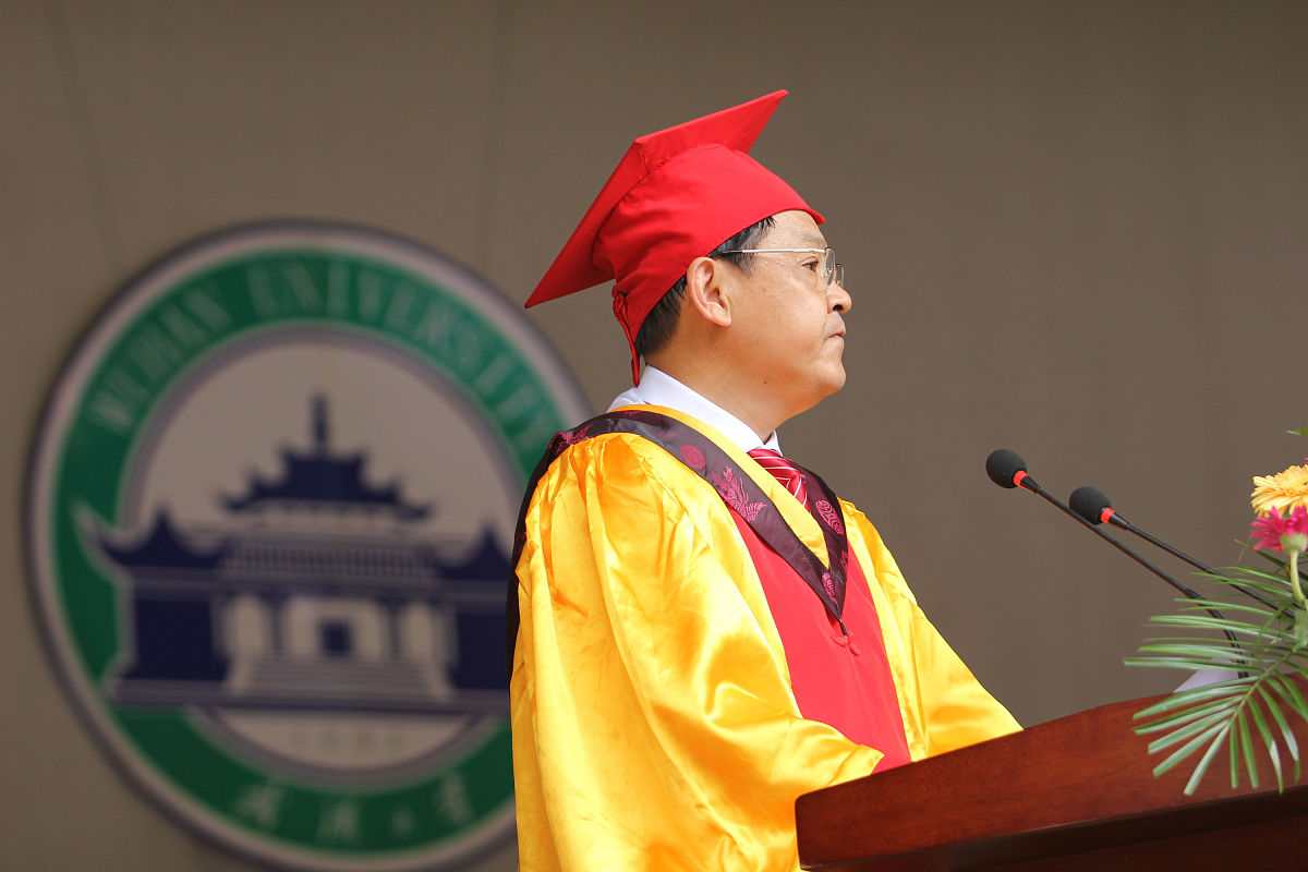 成就出彩人生：1000字作文谈如何活出精彩人生