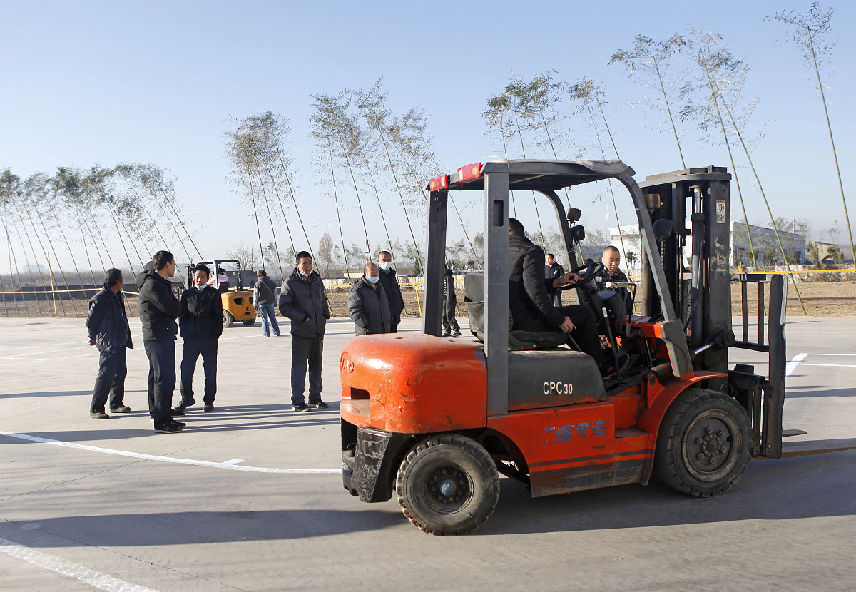 山东神舟重工工程技工学校可以学叉车吗？