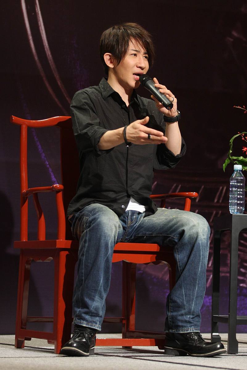 2010年3月4日,北京,刘谦2010世界巡演首站北京站发布会.+++_+++刘谦,