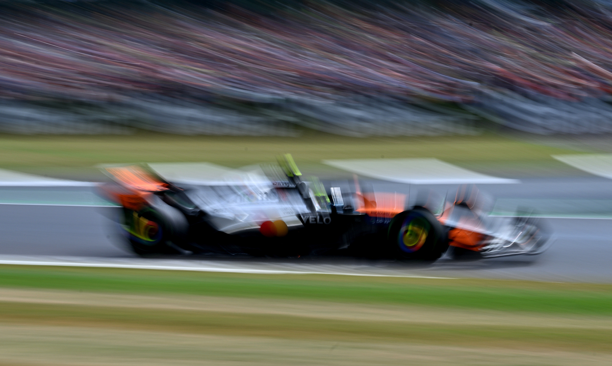 北边弯道：赛车手的逆袭