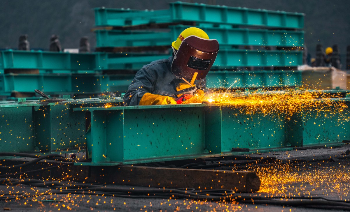 Oil Stain Removal and Safety Measures During Ship Cleaning