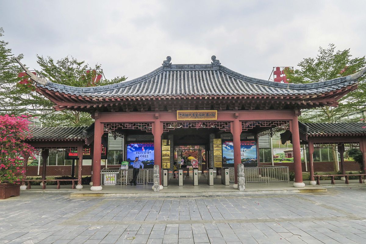 广西2021年中专男生学什么专业好