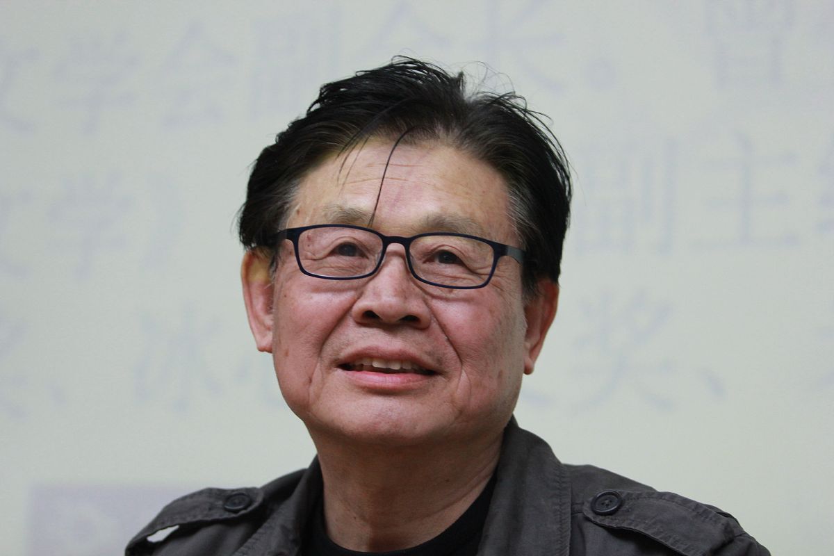 难忘的印象：帮助老奶奶和爬山经历