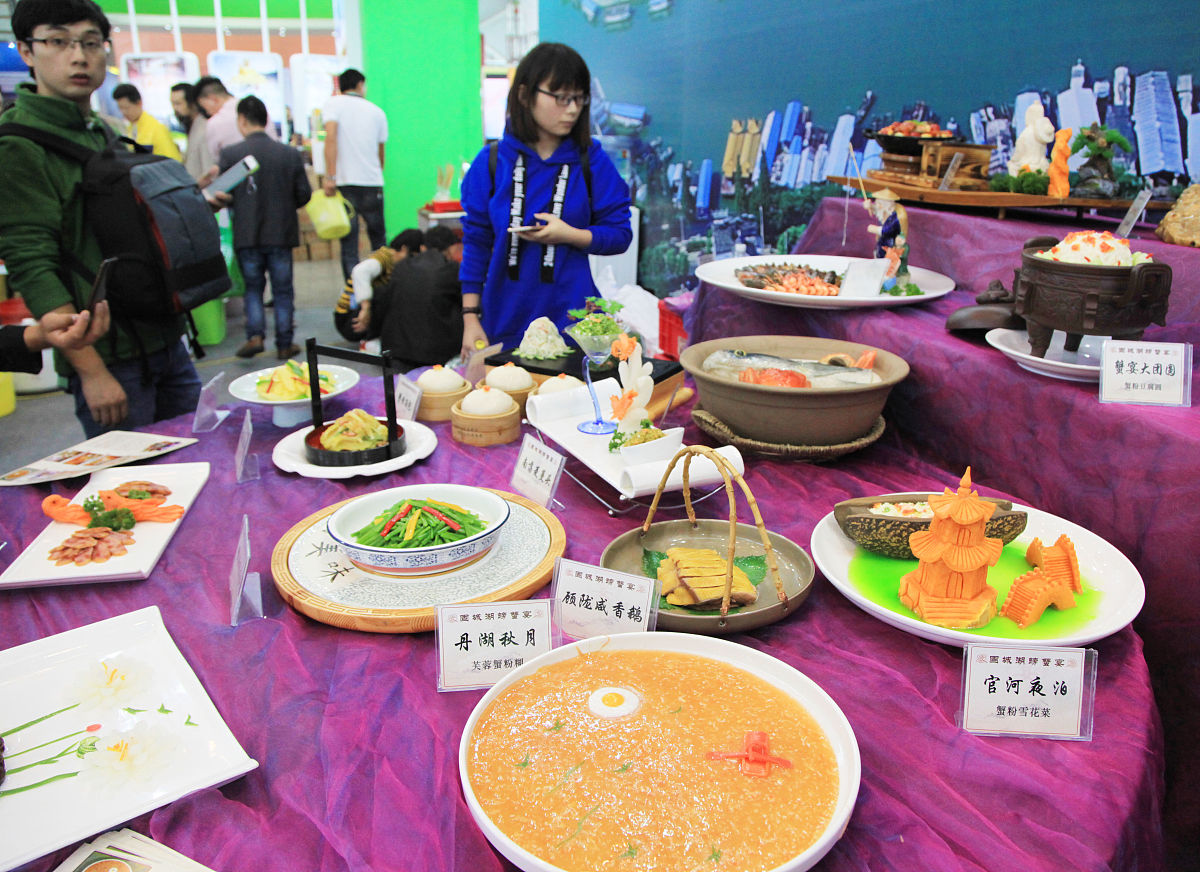 浦东新区旅游攻略：景点、美食、文化活动及优惠信息