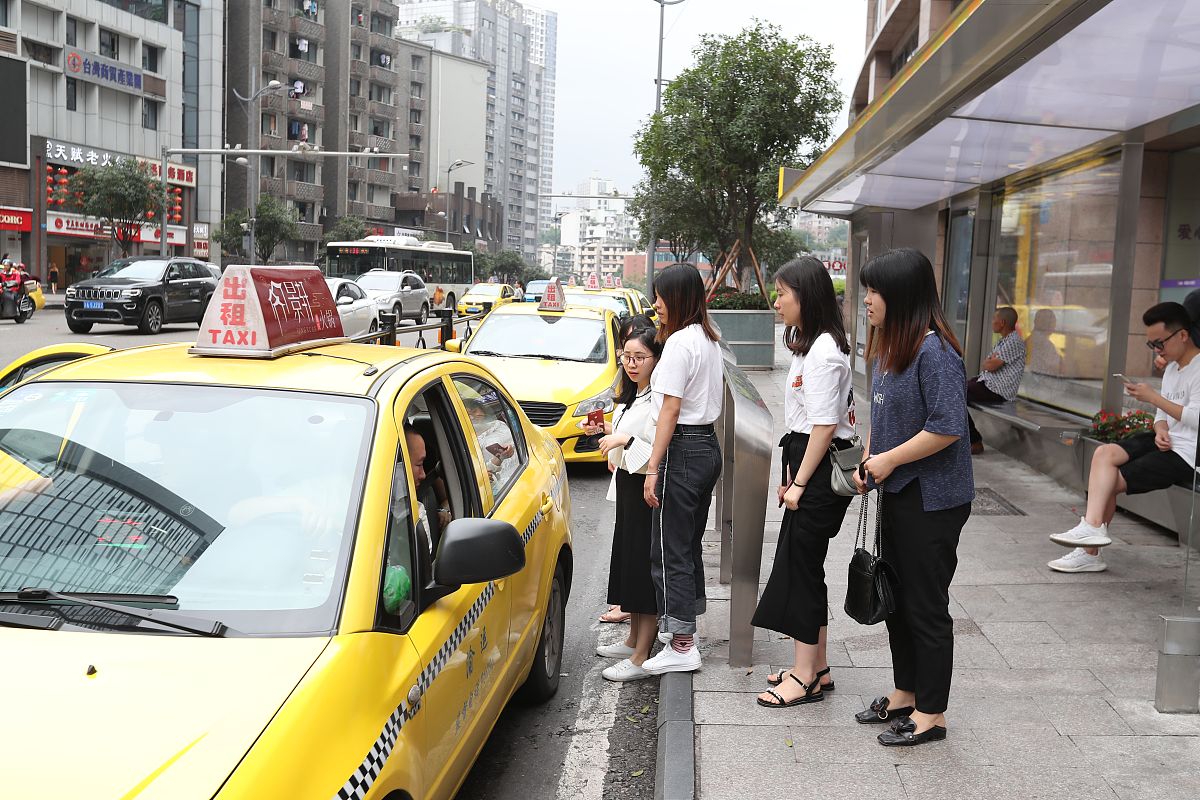 重庆卫校口腔医学技术专业就业前景：2019年趋势及发展