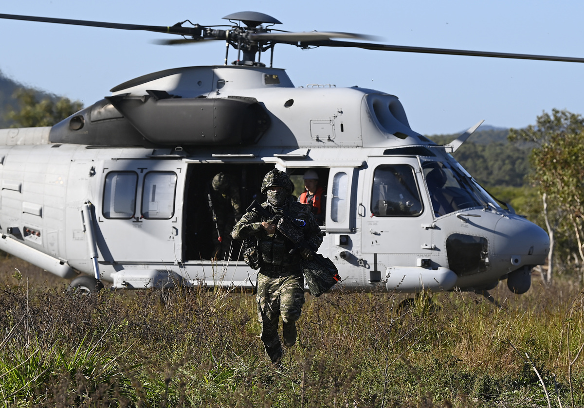 上海交通大学直升机专业就业方向详解 - 未来发展规划参考