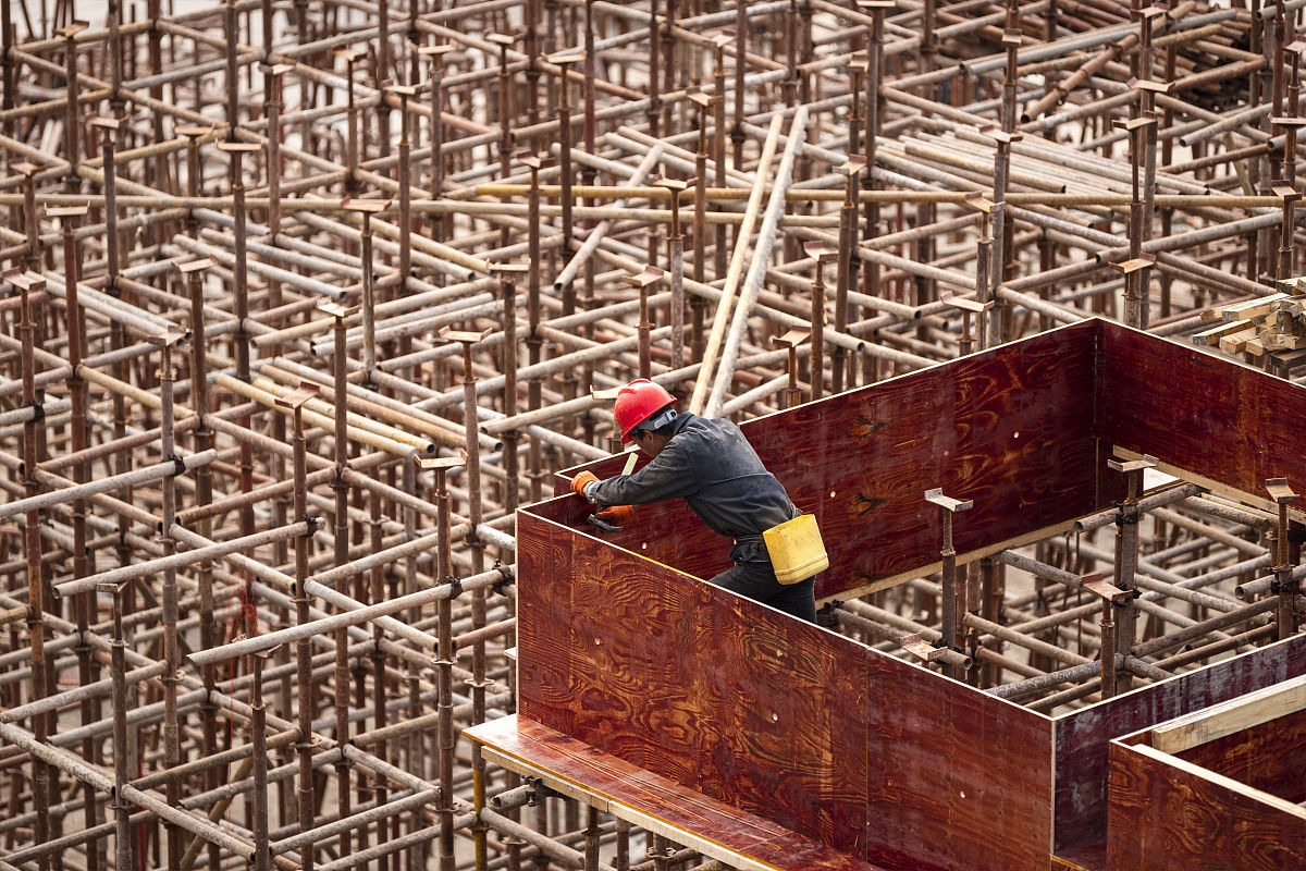目前建筑建造施工中轮扣式模板的背景ng