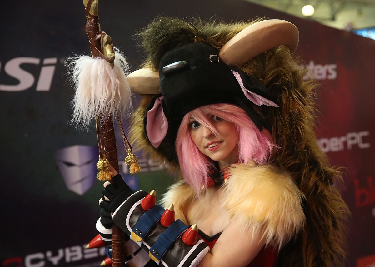 cosplay英雄联盟：角色扮演的魅力与挑战