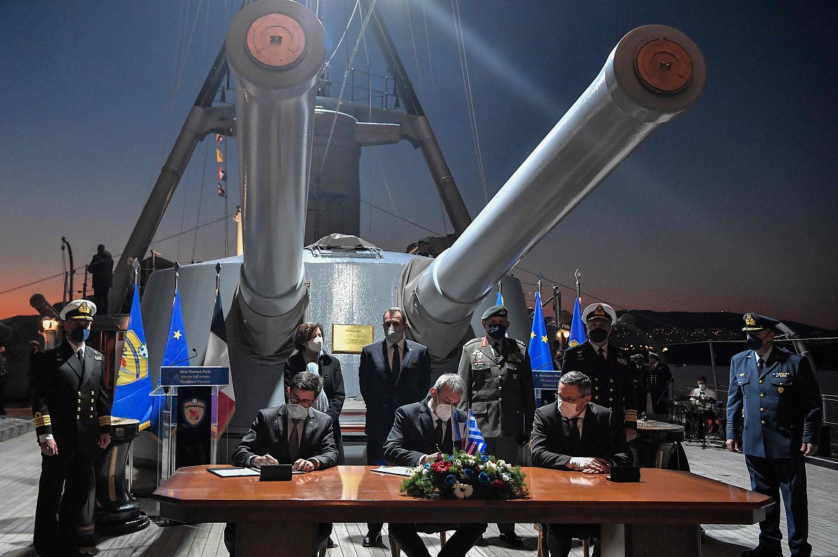 沈忠芳：隐姓埋名60载，为国铸剑，导弹人生的传奇