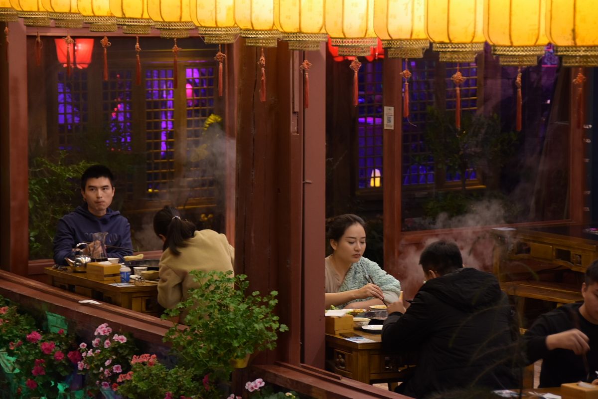 云南经济管理学院招生办联系电话