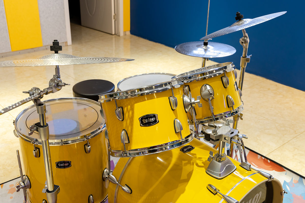 请600字博客文章主题是：架子鼓好学吗