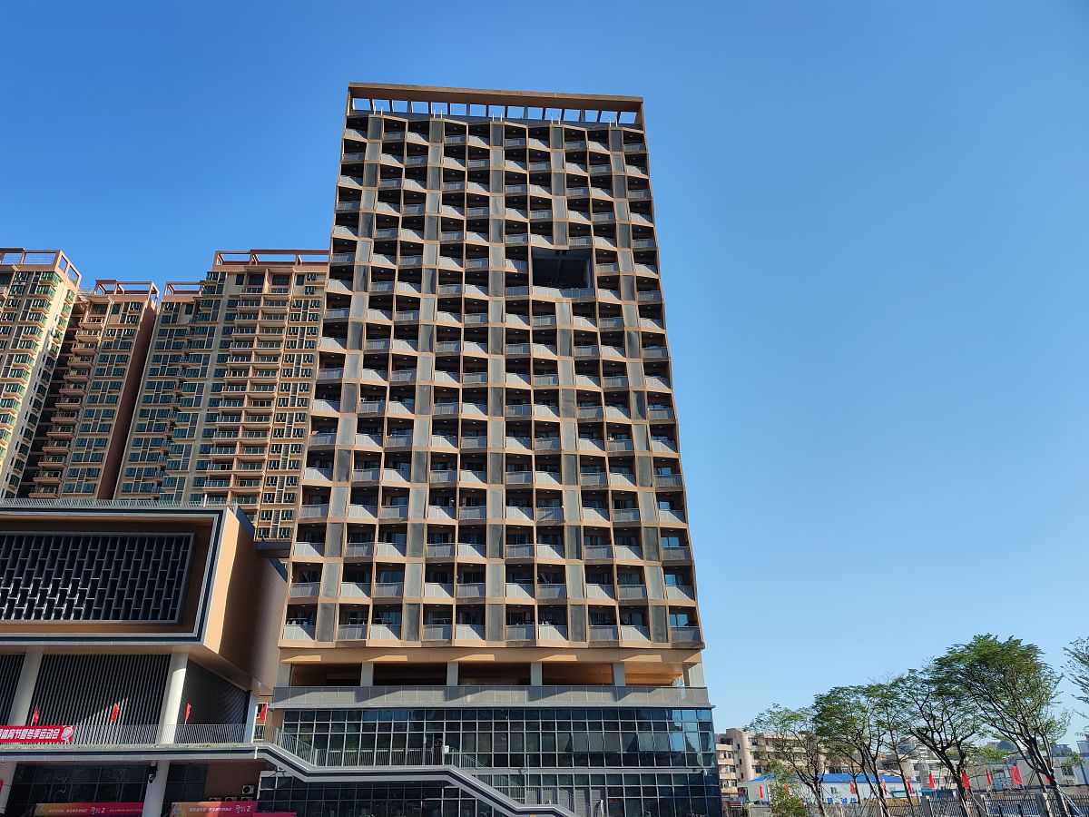 深圳海雅缤纷非繁城品酒店地铁在哪个站