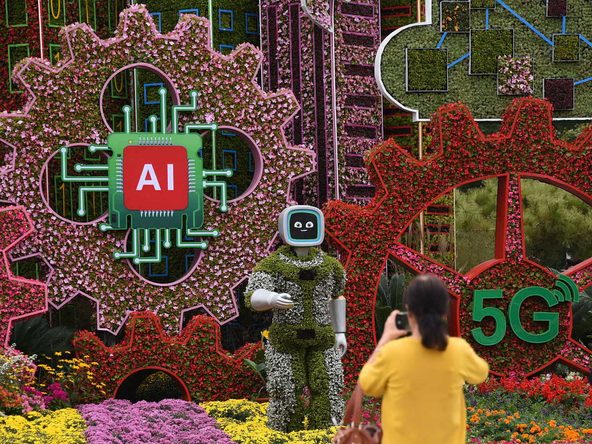 丰富多彩的班团活动：从光盘行动到反诈宣传