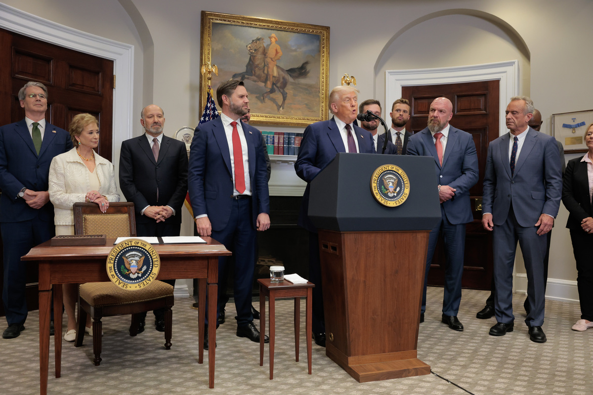 美国总统职责：领导国家、制定政策、建立外交关系