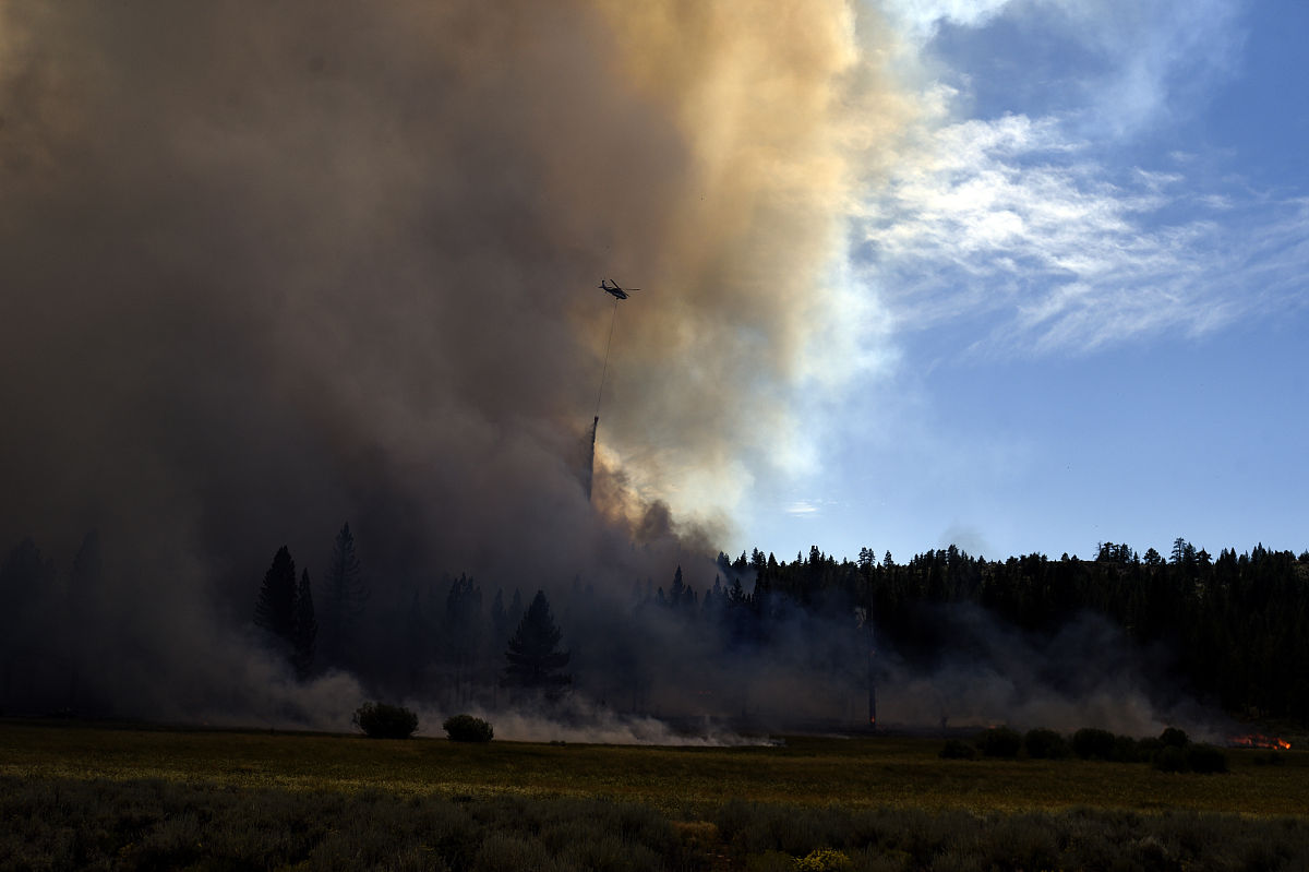 You are a professor in the field of building fires in civil engineering please help me polish the following text to make it suitable for SCI journalsDuring fire testing the migration of moisture in co