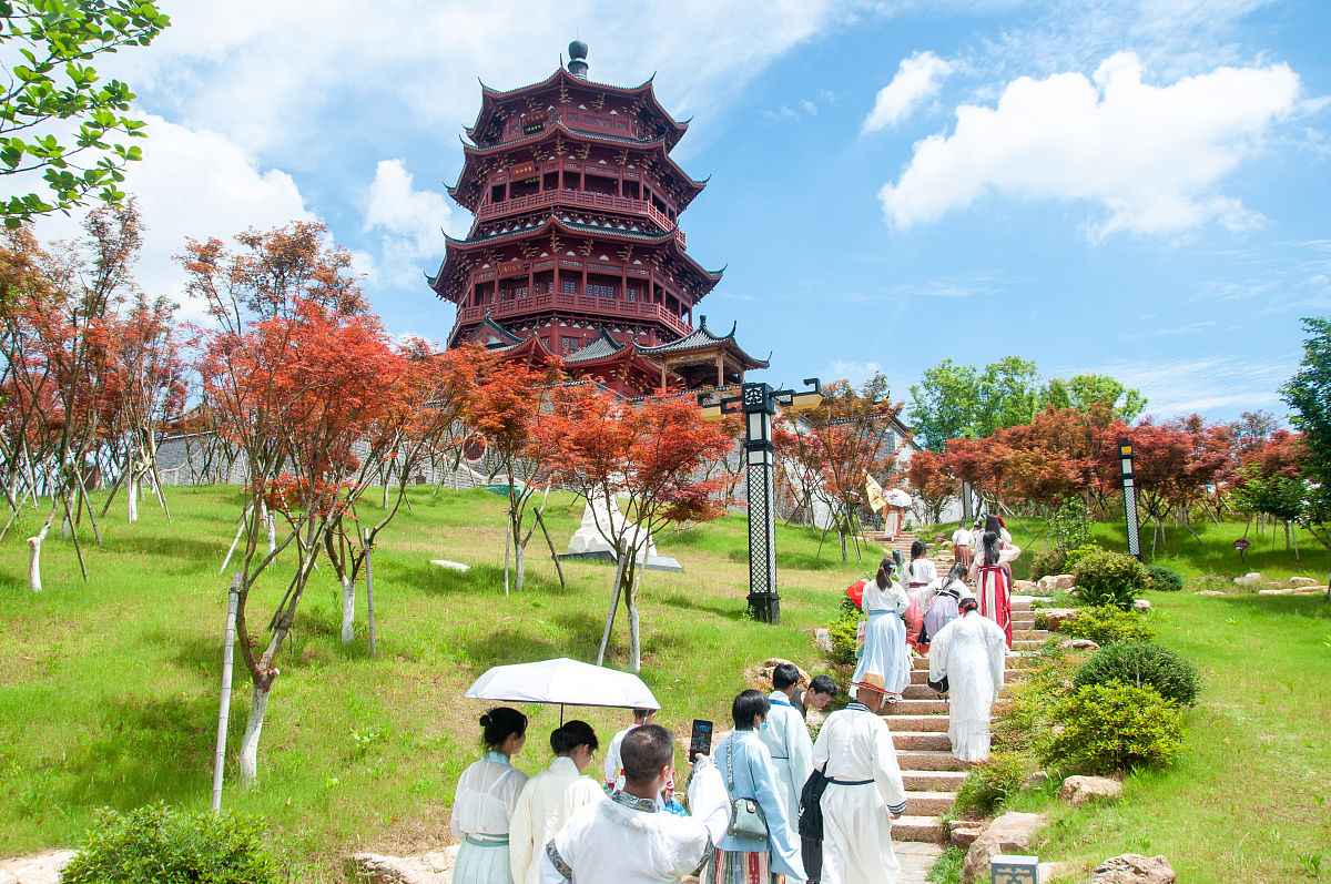 江西旅游商贸职业学院商务管理专业怎么样？优势分析及就业前景