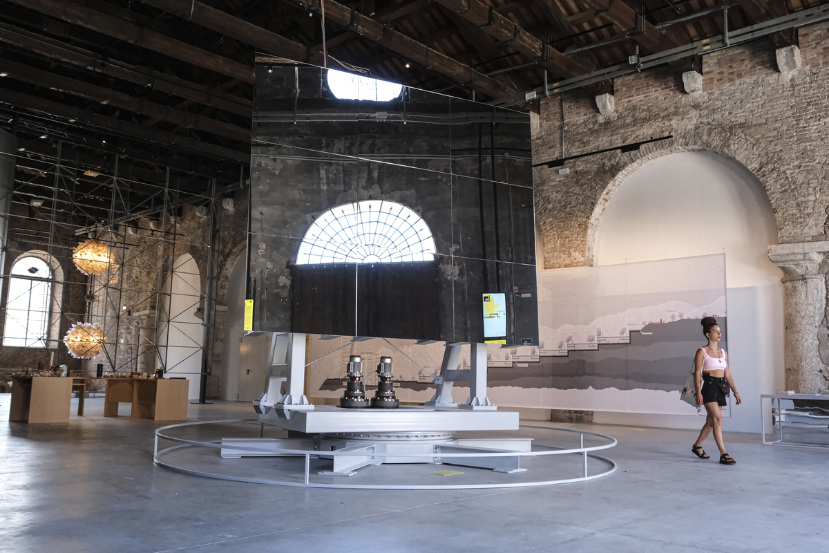 米兰：意大利时尚之都，文化与商业中心