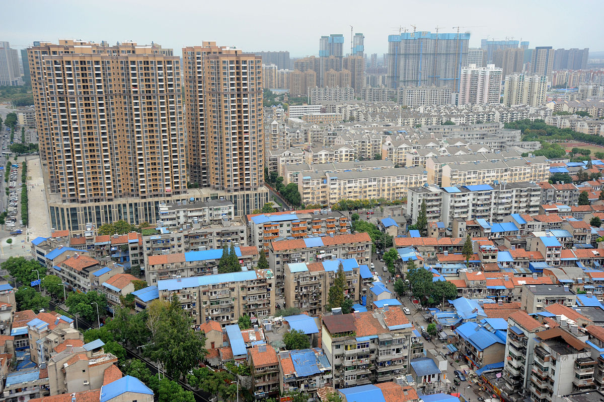 武汉东西湖区物流交通枢纽：高速、港口、铁路全覆盖
