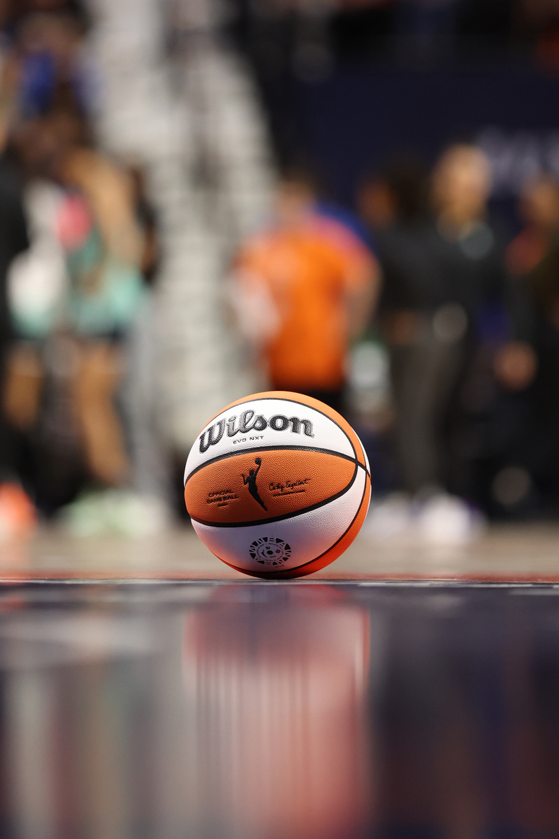 美国最受欢迎的运动 - 美式足球、篮球、棒球、冰球和足球