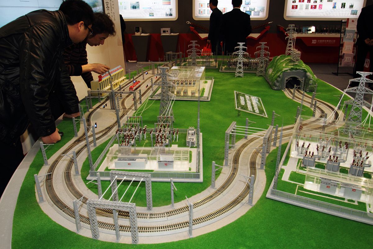 2010年12月6日,"第十届中国国际现代化铁路技术装备展览会暨第七届世