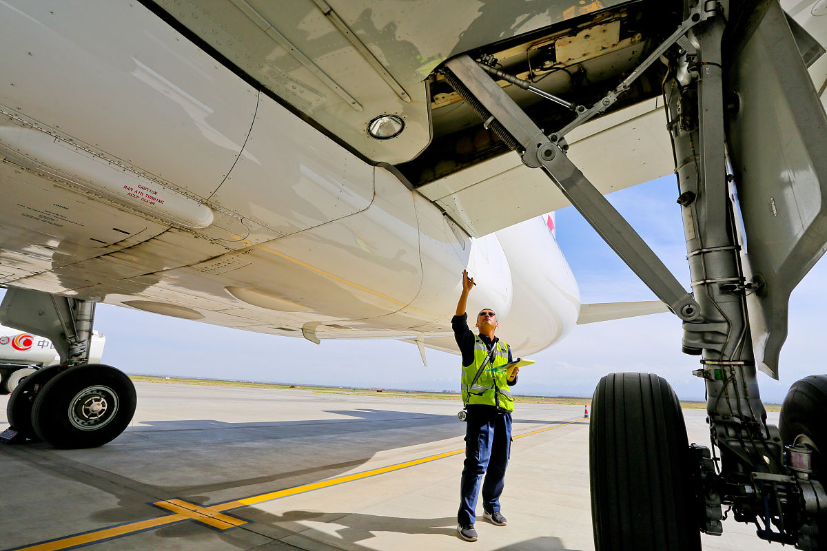 进近阶段推力调整对飞行员技术的影响