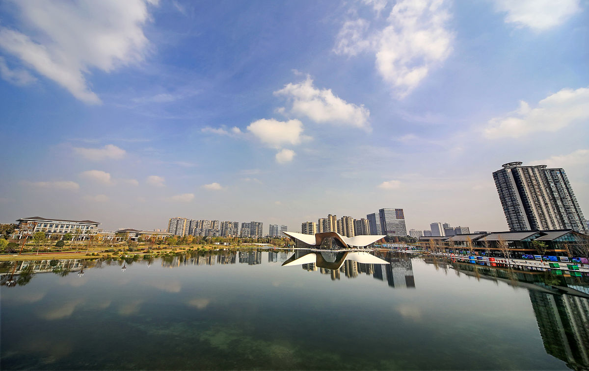 2021年11月,成都,天府艺术公园.