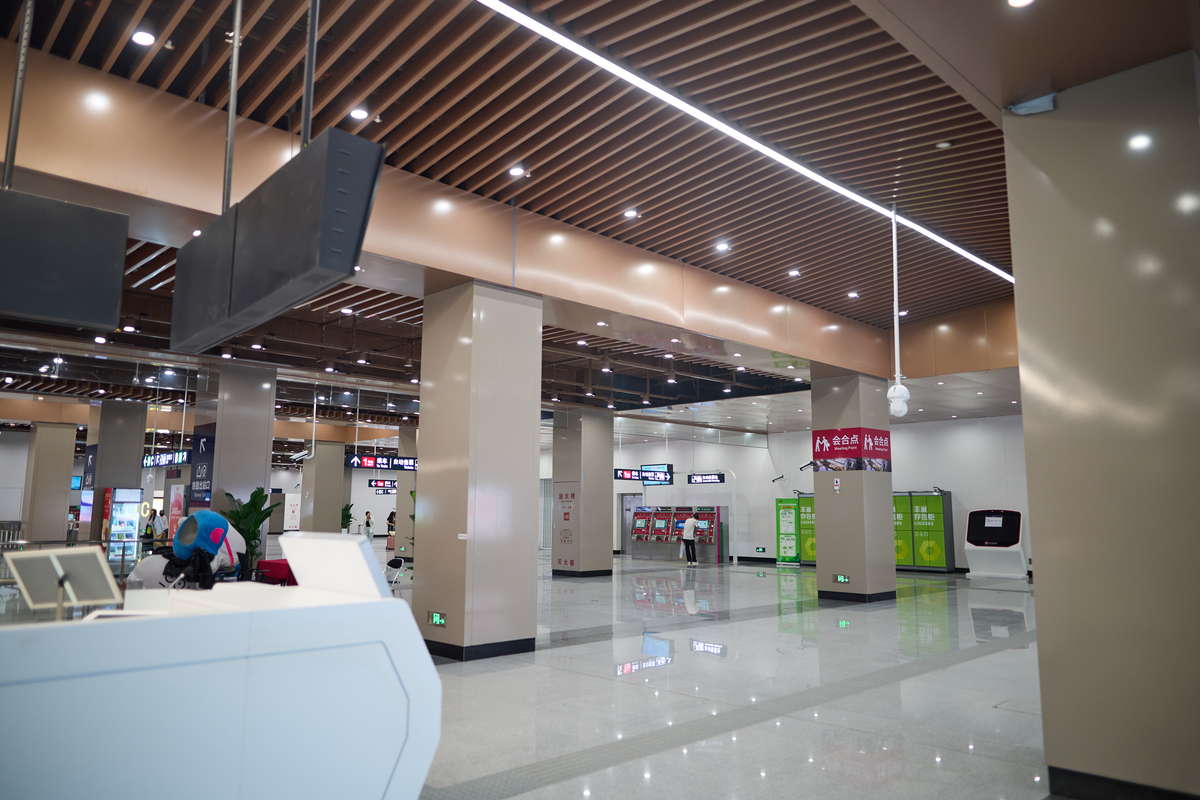 银行营业大厅设计指南：打造舒适高效的办公环境