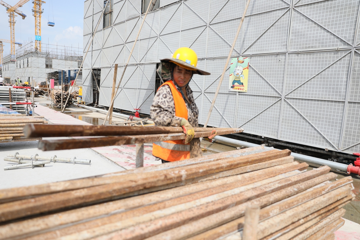 木工电锯脚手架使用安全指南：注意事项和操作技巧
