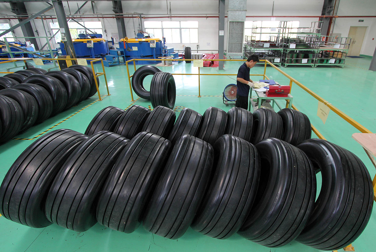 武汉航空职业技术学院3+2五年制大专招生简章 - 培养未来航空人才