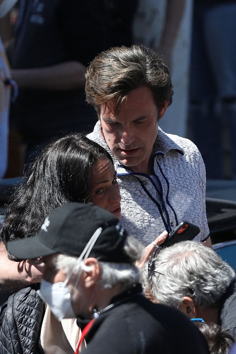 sql如何编写使用A字段和B字段共同确定一个数据表再从数据表中确定C字段的最大值