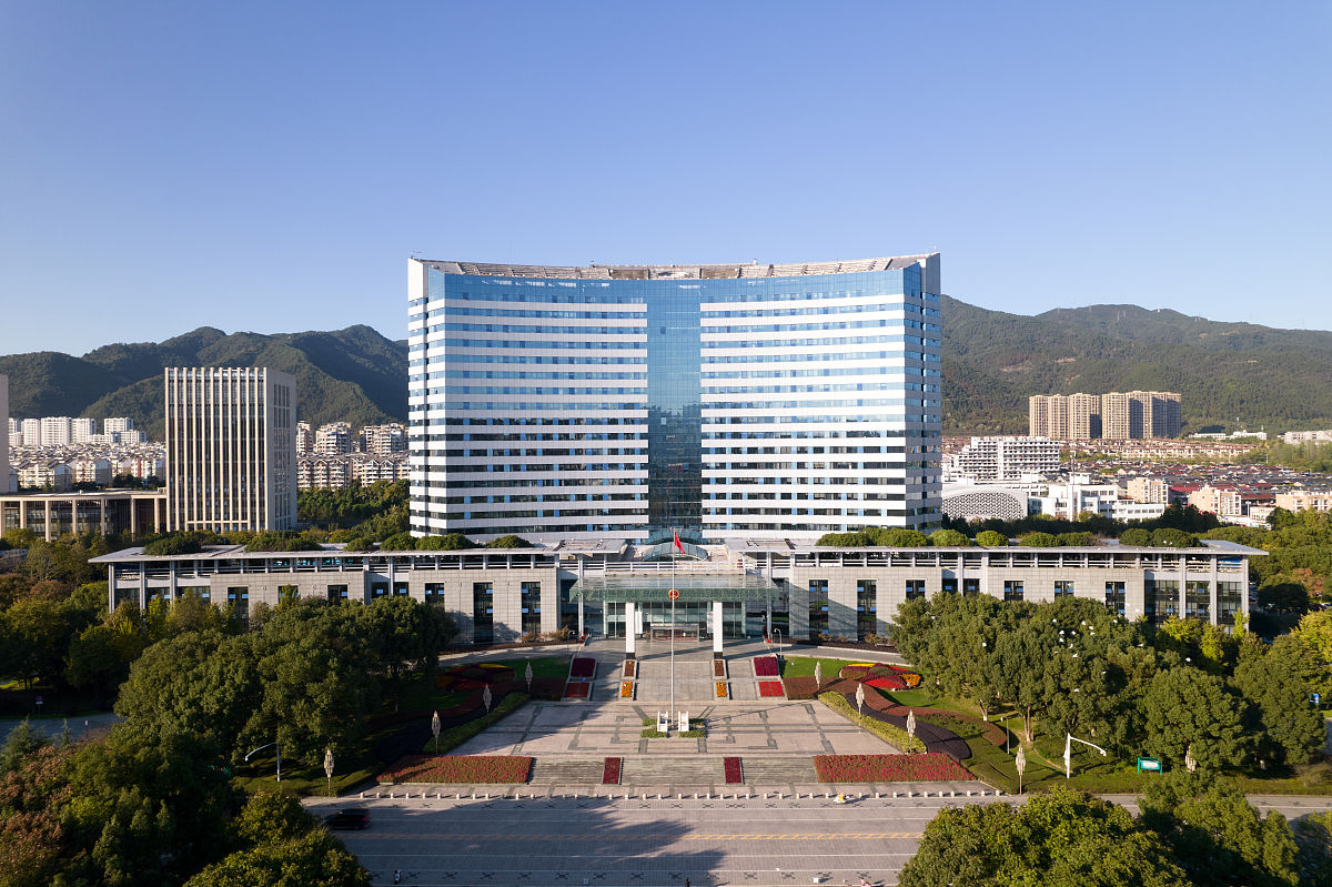 丽水市媒体曝光求助热线是多少？最管用的曝光平台 要求：创建一篇1500至2000字的解决方案