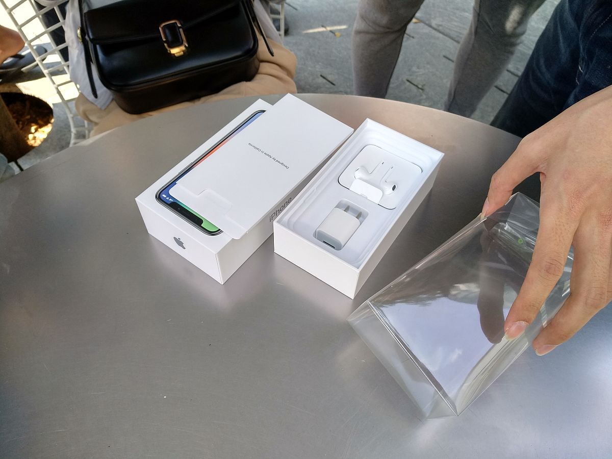 有没有一种可能cota是根据IMEI来判断推送运营商定制cota包呢