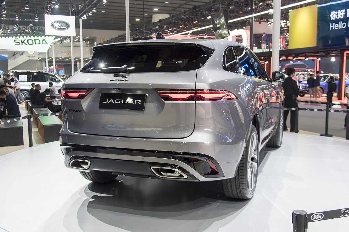 2020年11月20日,广州车展,捷豹路虎<strong>汽车</strong>展台全新捷豹f-pace.