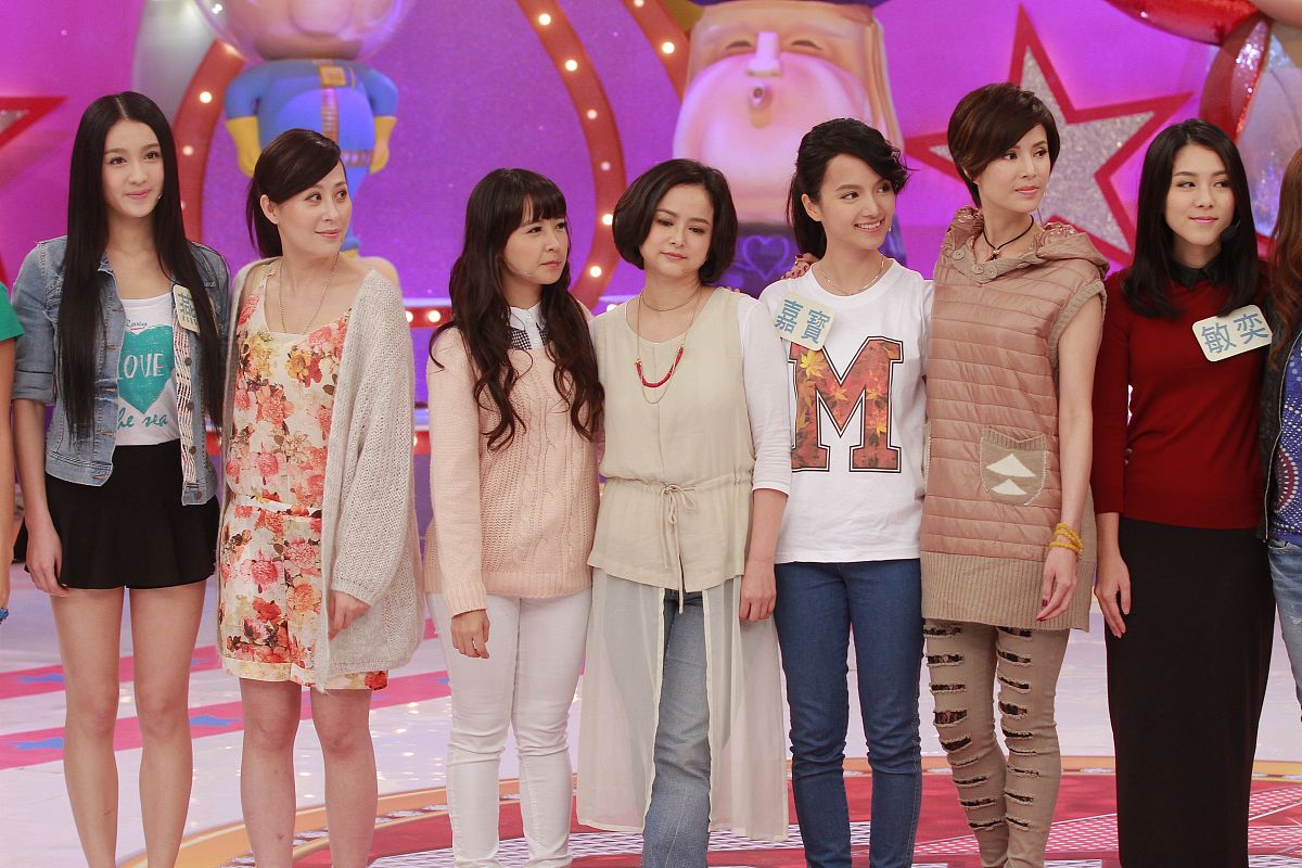 以综艺节目中的娱乐和娱乐圈八卦为题写一篇1200字文章