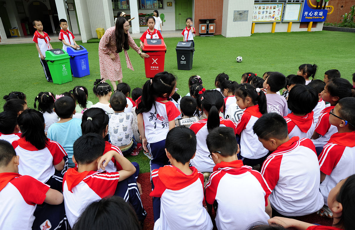 泸州电子机械幼师学校招生办联系电话
