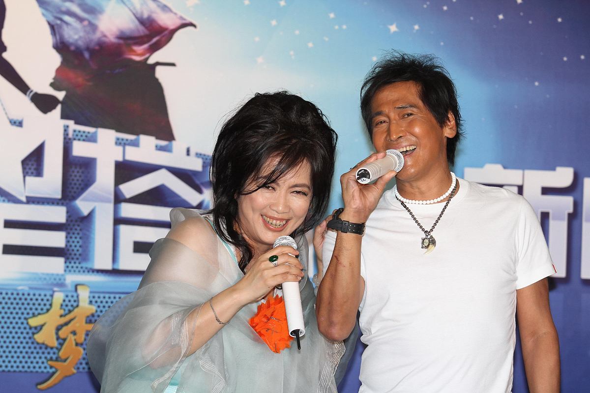 2013年6月5日,北京,明星出席《梦想星搭档》活动发布会.齐豫,齐秦