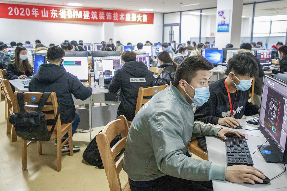 安徽机电技师学院的计算机网络技术主干课程