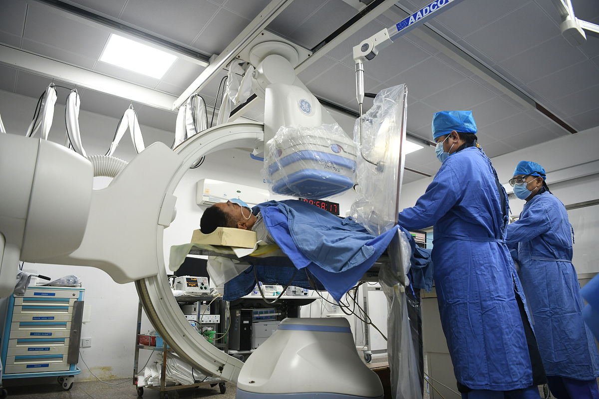 质子治疗：肿瘤治疗的新选择，超小型质子治疗系统引领未来